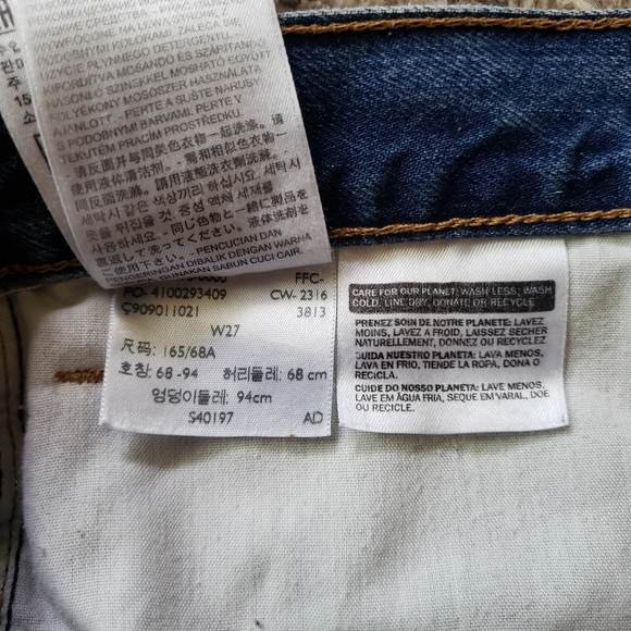 Levi's Denim Shorts - Picture 3 of 3